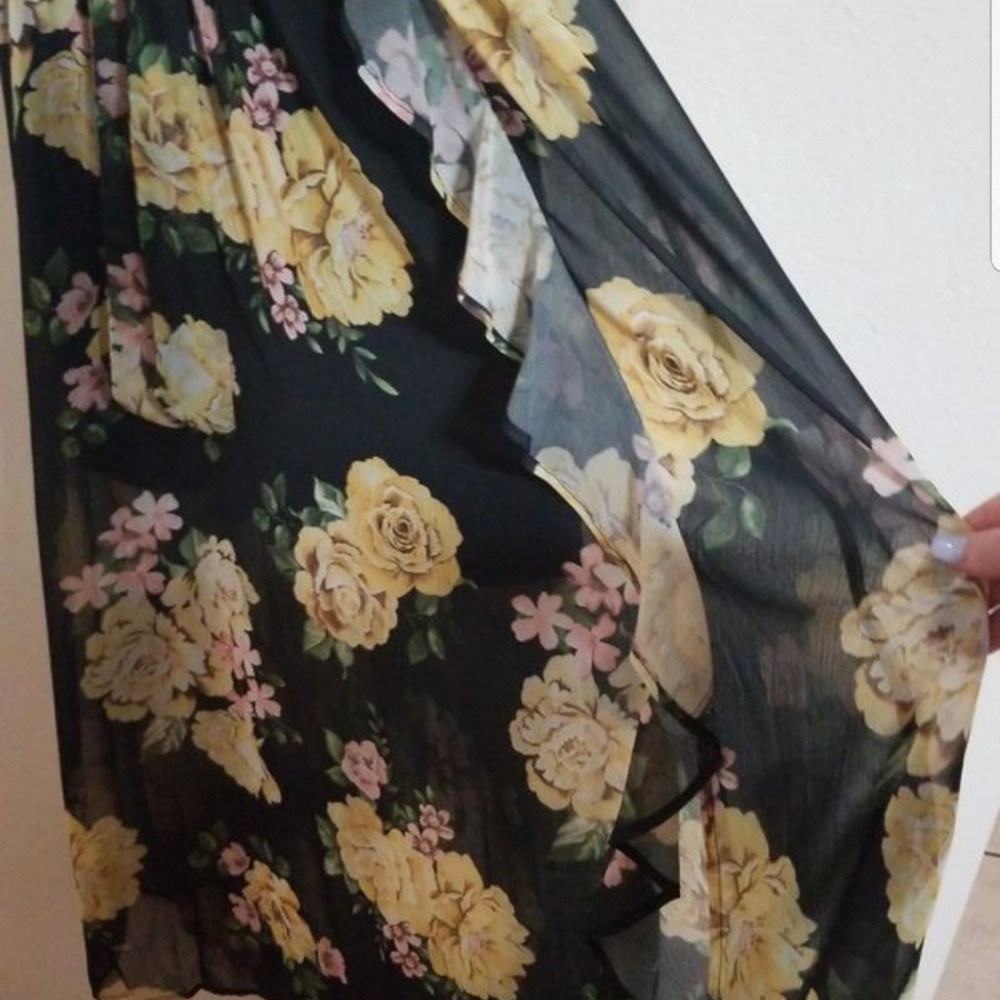 Black floral dress - Picture 4 of 5